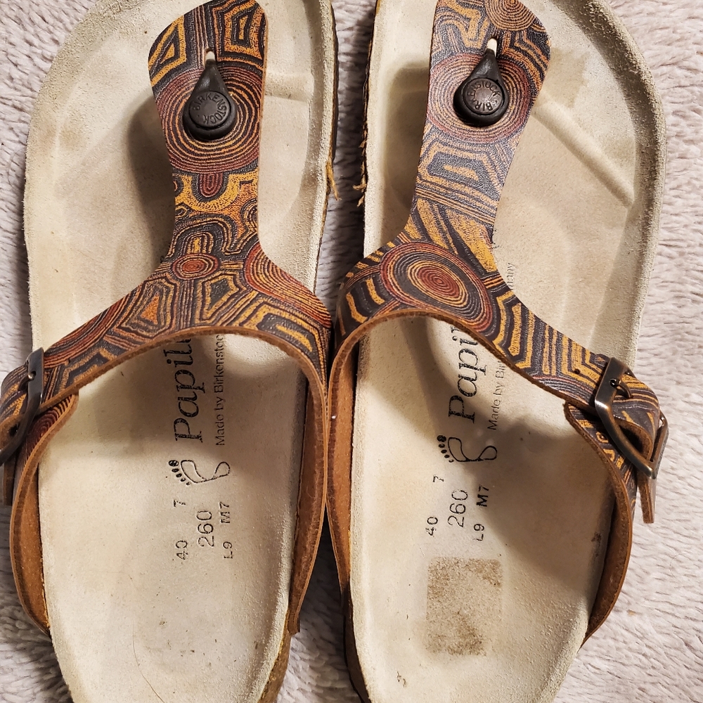 Birkenstock Gizeh southwestern pattern, EUC size 40